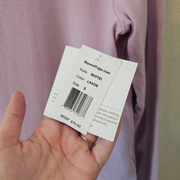 NWT Beyond Yoga Side Slit Long Sleeve Pullover - Picture 6 of 10